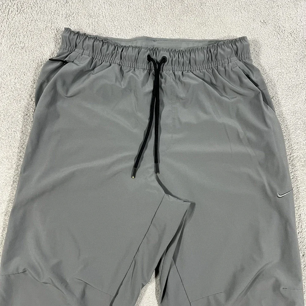 Nike Pants Mens Medium Gray Unlimited Dri-FIT Versatile Tapered Athletic FB7546